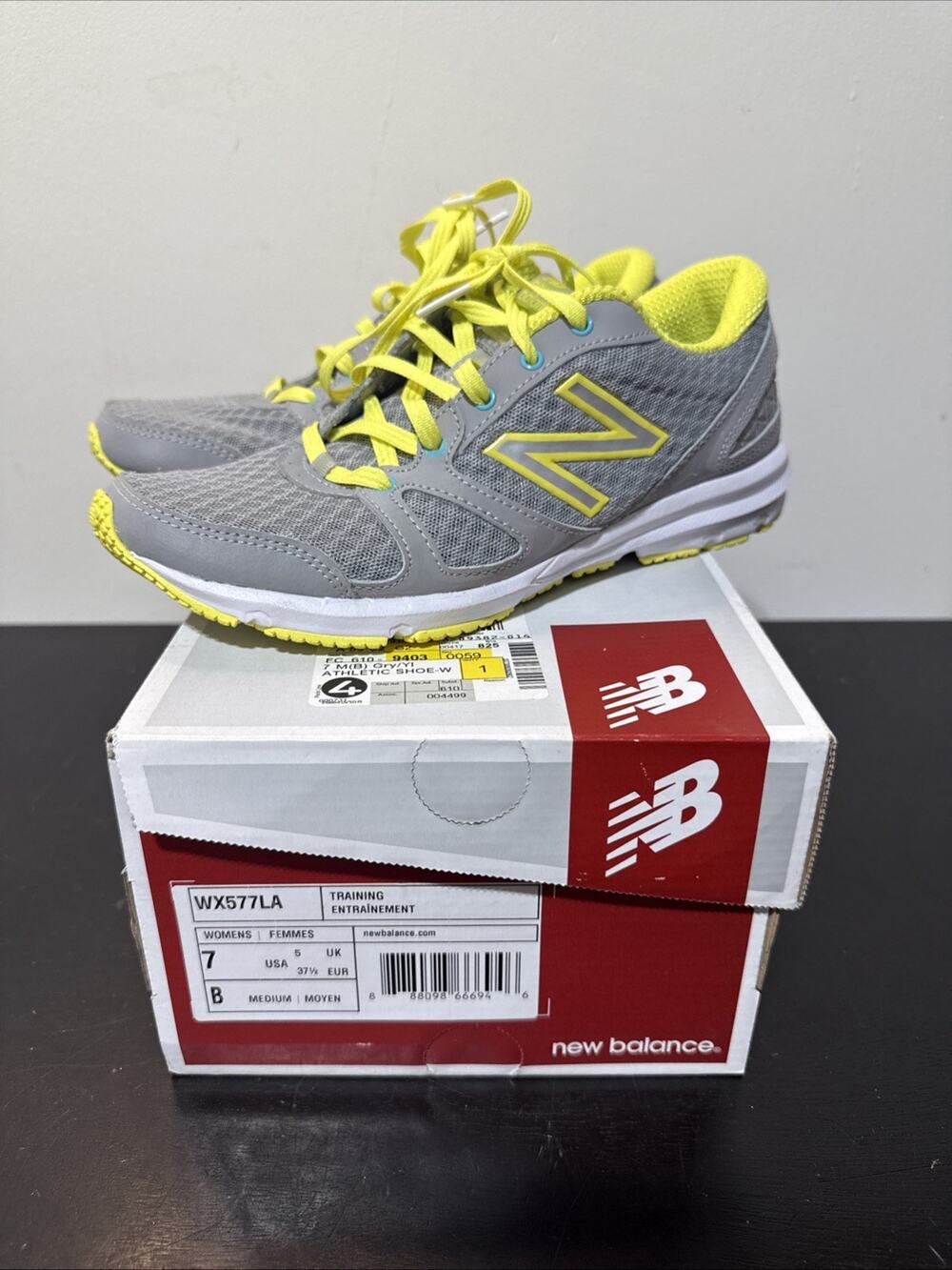 Women’s New‎ Balance 577 Training Shoe Size 7 WX577LA